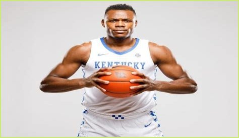 Oscar Tshiebwe Biography, Age, Wiki, Height, Weight, Girlfriend, Family & More